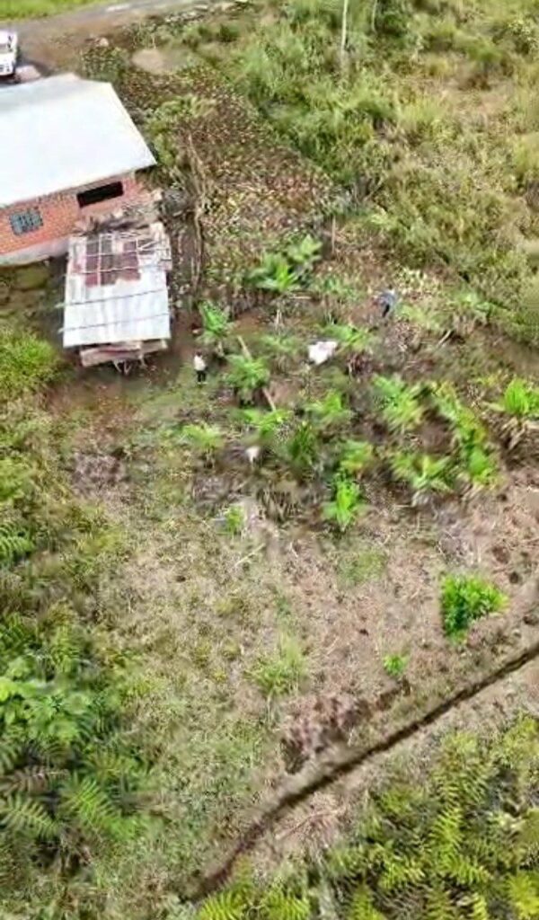 5109490234780486527_121 🏡 Terreno con casa en venta – Macas, Sector Proaño 🌿