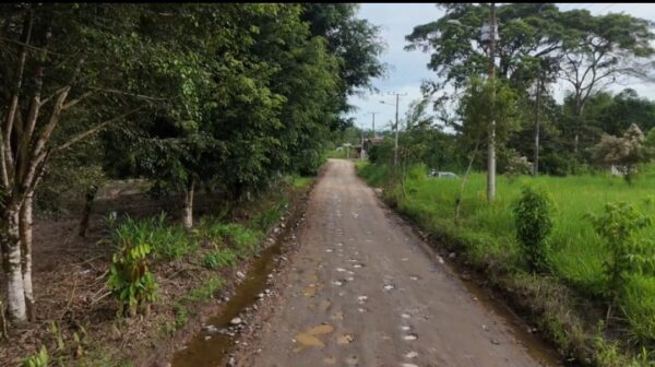 Lote de 1400 m2 esquinero en Sucúa